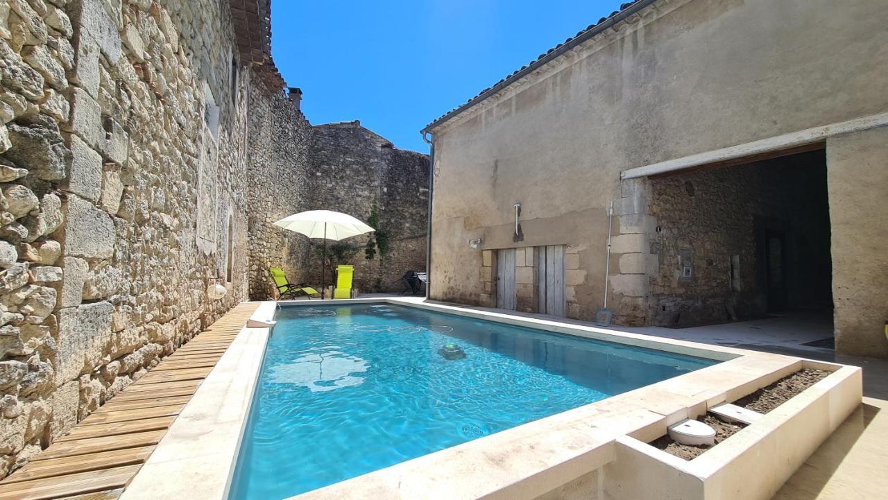La Maison Bleue Céreste 外观 照片
