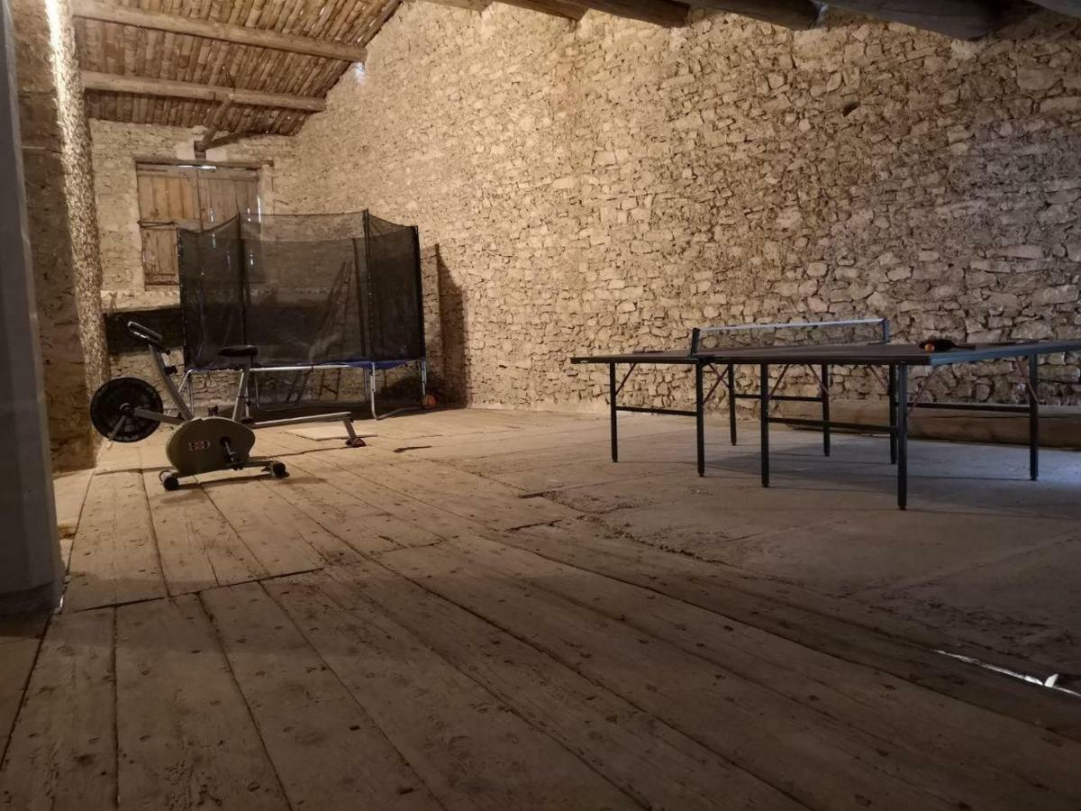 La Maison Bleue Céreste 外观 照片
